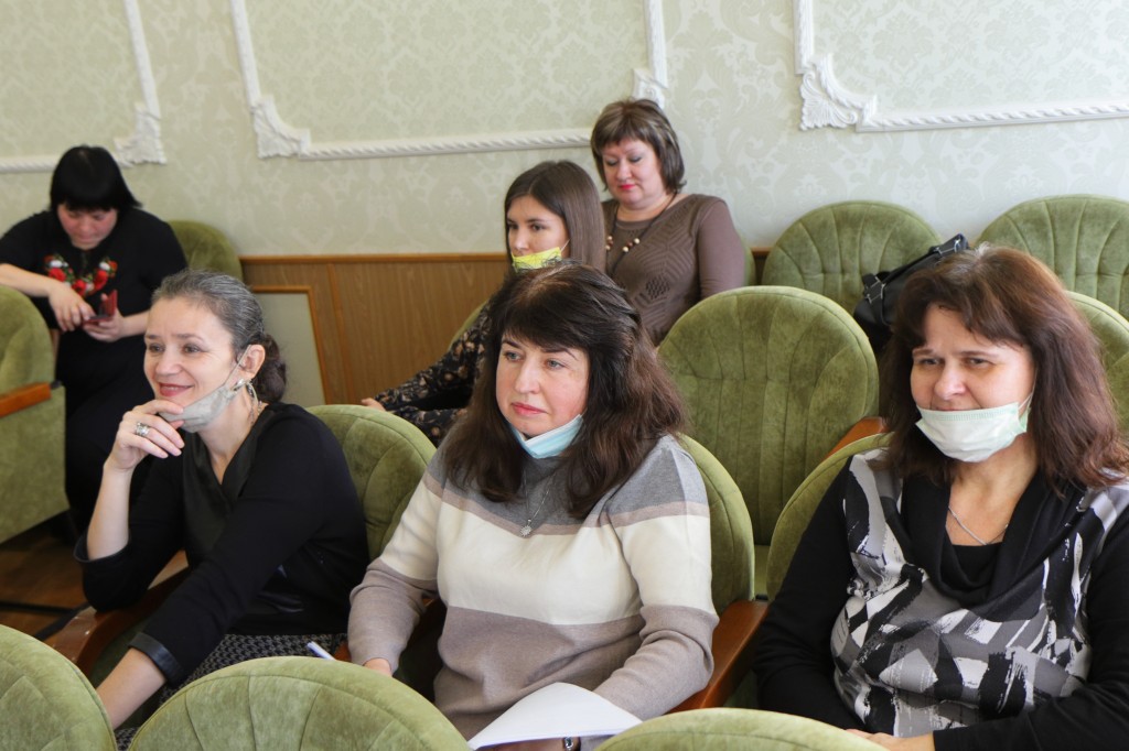 ДМШ 13 круглій стол 07112021 1