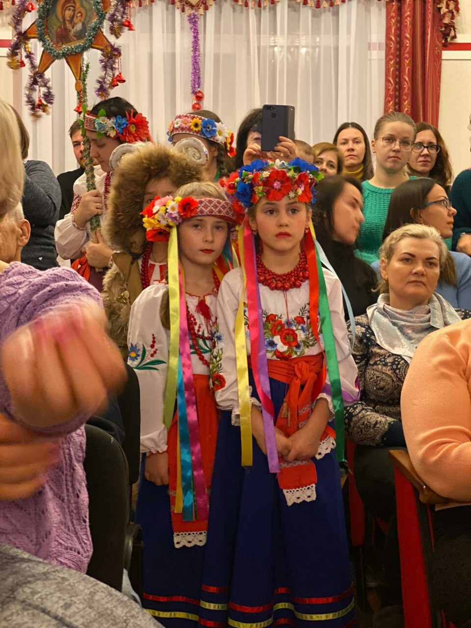 3 Зал гостей на Рiздво 2019
